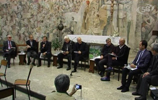 L'attualità del murale di De Conciliis. Ciotti e Galatino per i 50 anni dell'opera/VIDEO