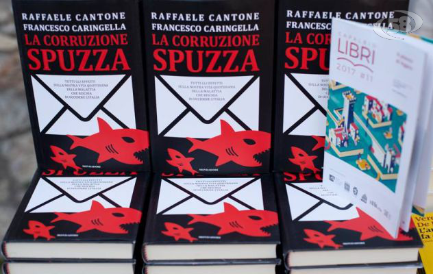 ''La Corruzione Spuzza'', a Sorrento la presentazione del libro di Cantone