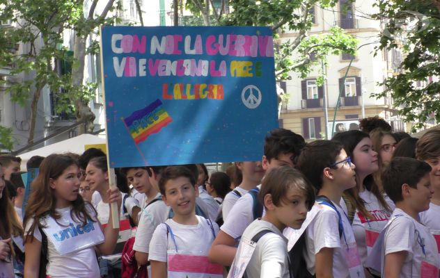 in marcia per la Pace: Unicef Campania con gli studenti /VIDEO