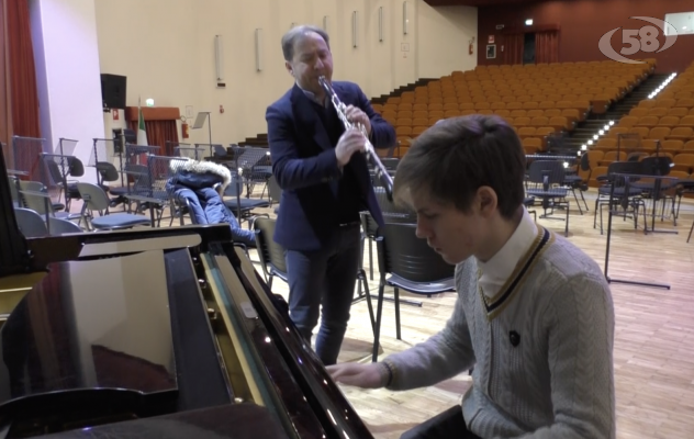 L'esperienza e il talento: padre e figlio uniti dalla musica. Sabato al Cimarosa