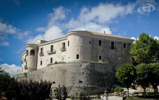 Restauro del castello di Gesualdo, la Provincia aumenta a 3,6 milioni la dotazione finanziaria