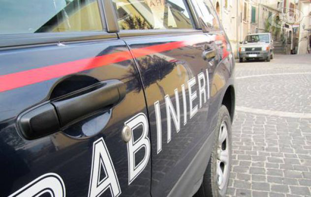 Mirabella, 90enne spara ai carabinieri pensando fossero ladri 
