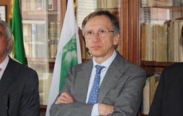 Uno spettro si aggira per il capoluogo