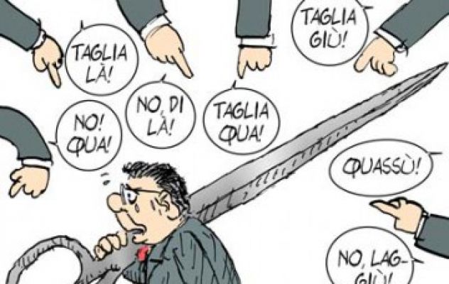 La necessità dei tagli contro la difesa della burocrazia
