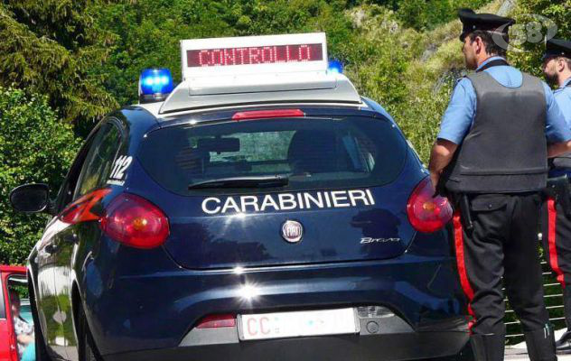 Ariano, controlli a tappeto: trovati giovani in possesso di droga