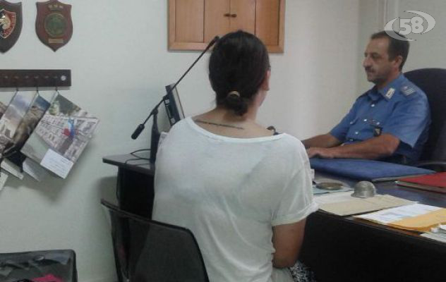 Picchiano minorenne per costringerlo a rubare i gioielli della madre