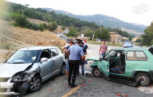 Scontro tra due auto al bivio di Montaguto: conducenti trasportati al Frangipane