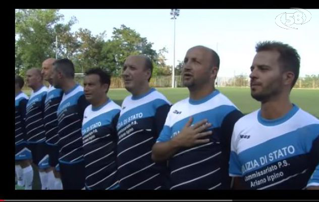 Ariano, "Calciando con il cuore": Polizia e amministratori in campo al fianco della Croce Rossa