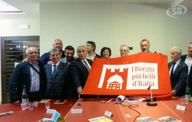 Zungoli tra i borghi più belli d'Italia/VIDEO/La cerimonia dell'ANCI