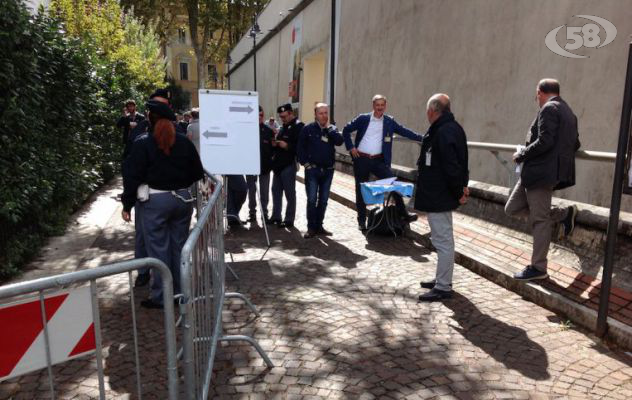 Processo strage del bus, ancora un rinvio. Familiari delle vittime: ''No al patteggiamento''