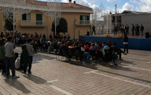 Mirabella, nuove aule e ambienti per l'Alberghiero/VIDEO. Scientifico, appello a Gambacorta