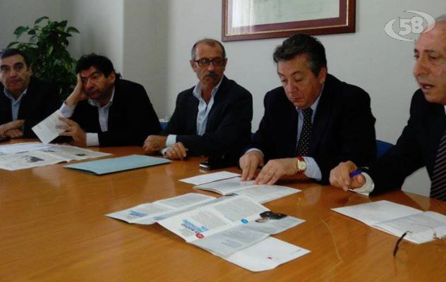 Ariano, opposizione all'attacco: ''Città imbalsamata e tartassata''/VIDEO