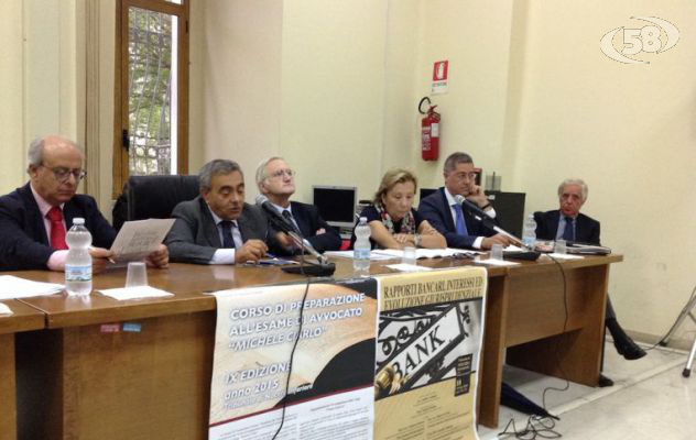 Controversie e insidie nel rapporto banche-clienti: convegno al Tribunale di Nocera