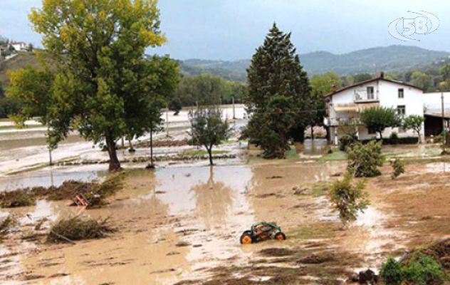 Alluvione Benevento, consegnato contributo all'istituto Ramponi