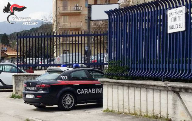 Vedono i Carabinieri e scappano, fermati due pregiudicati