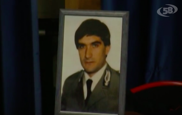 Ucciso per aver disubbidito ai boss: un premio ricorda l'agente Campanello/VIDEO
