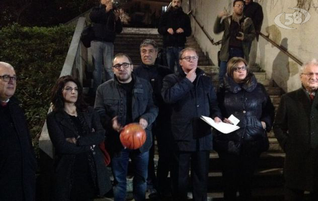 Avellino, opposizione in piazza: l'affondo di Giordano e Preziosi