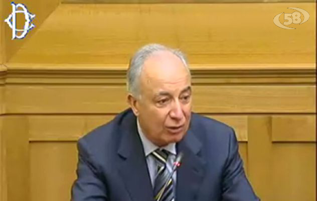 Irisbus, Passera risponde a De Luca: ''Dal Mise segnale importante''