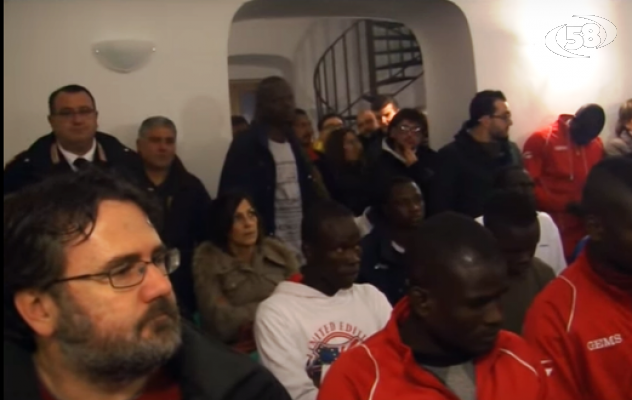 Sant'Angelo All'Esca, immigrazione e terrorismo: giovani a confronto/VIDEO