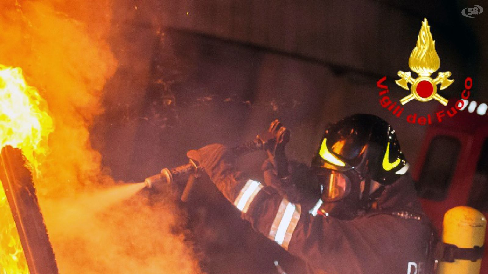 vigili del fuoco/incendio auto (vigili del fuoco)