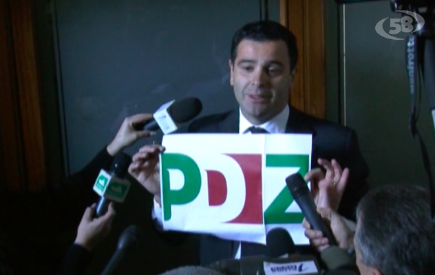 Pd, dove c'è Gianluca c'è Festa: ''Questa segreteria è da trattamento psichiatrico''. Pacco di Natale per De Blasio
