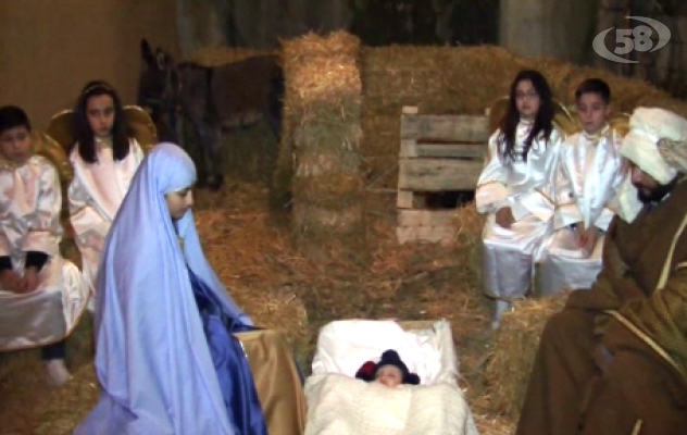 Ariano, successo per la prima edizione del presepe vivente/VIDEO