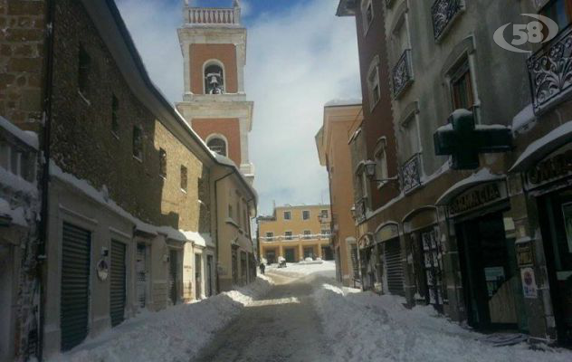 Neve, ritardi nel servizio di raccolta dei rifiuti in Alta Irpinia, Ufita e Baronia