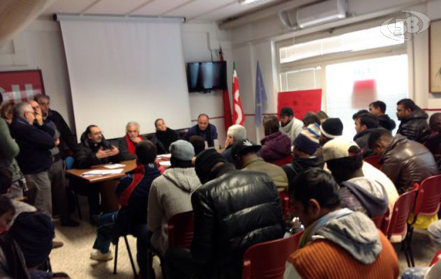 I migranti insorgono: ''Trattati come schiavi''. Dossier Cgil nelle mani di Cantelmo. Critiche a Chiesa e Prefetto