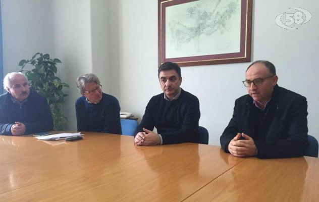 Ariano, il Comune aiuta le famiglie in difficoltà: 500 euro a chi ha 3 figli