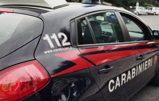 Colf ruba oro al datore di lavoro, denunciata per furto aggravato