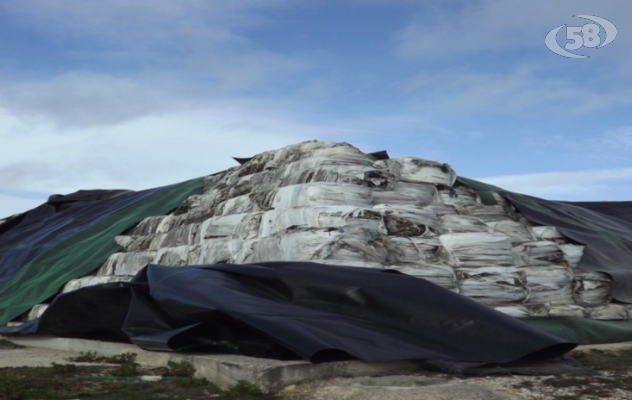 Il vento fa danni ai teloni che coprono le ecoballe: Provincia stanzia 52 mila euro