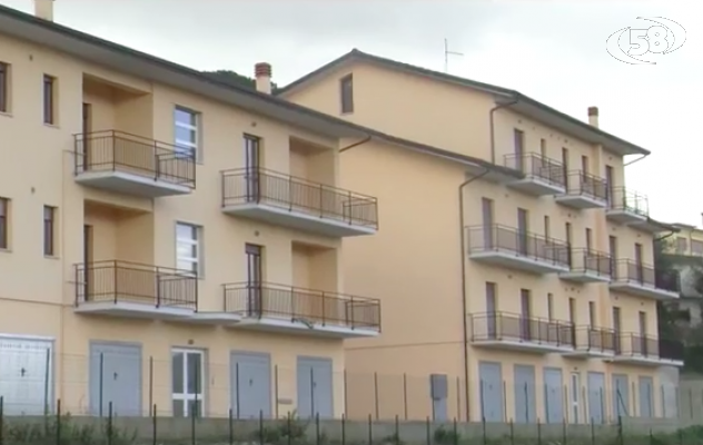 Mirabella, assegnati 28 alloggi. E' battaglia contro la Sidigas: manca il metano/VIDEO