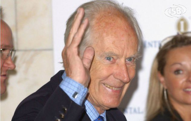 The Beatles, morto il leggendario produttore George Martin