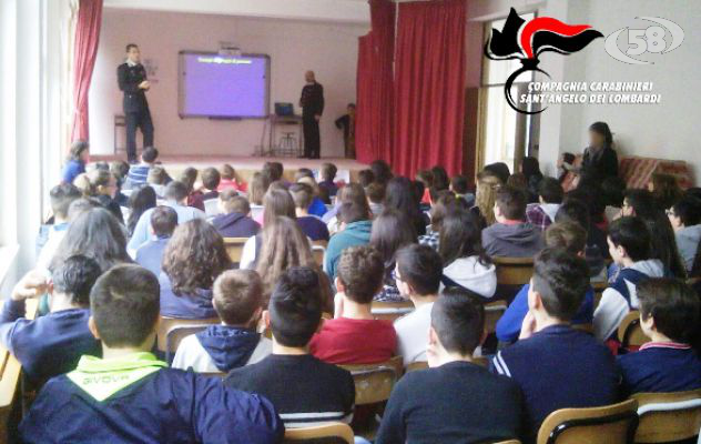 Legalità, i carabinieri incontrano gli alunni di Bisaccia