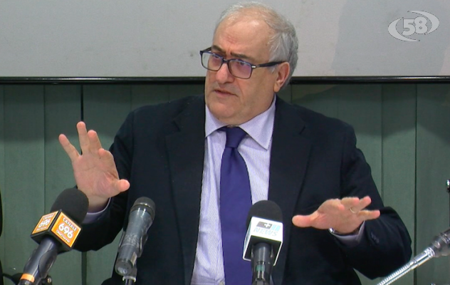 Scandalo Asl, Ferrante: ''Mele marce, indignato e offeso. Ma l'azienda è sana'. Conferenza stampa integrale