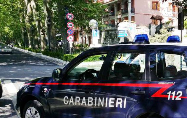 Mercogliano, addetto alla manutenzione ruba Iphone in un hotel