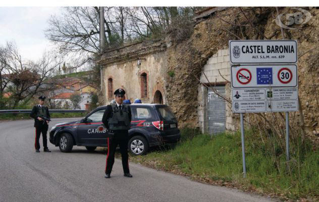 Castel Baronia, minaccia la madre con un bastone: carabinieri denunciano 16enne