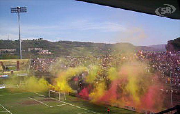 Stadio Vigorito, ok per ampliare la platea di spettatori