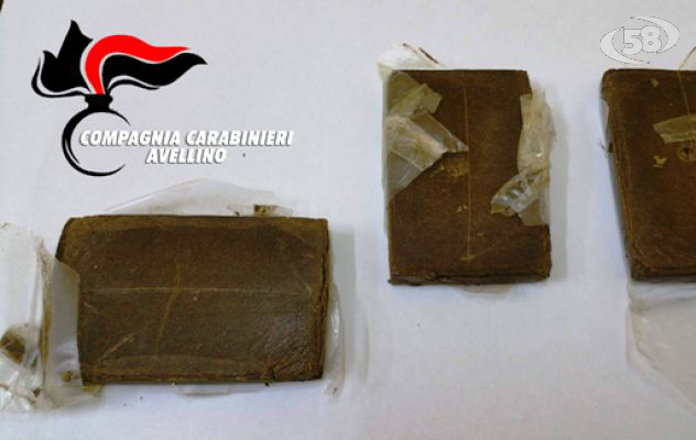 Trovato con tre panetti di hashish, in arresto 43enne di Mercogliano