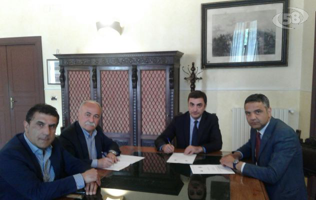 Campus scolastico al Passo di Mirabella: firmata l'intesa