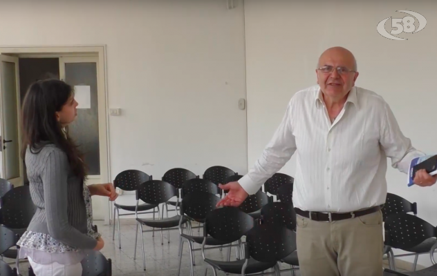 ''Discriminata per il mio aspetto fisico'', la denuncia di un'insegnate 