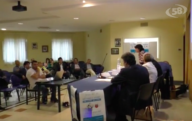 Un defibrillatore per l'istituto Capezzuto di Ariano