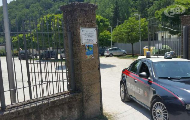 Al parco per filmare bambine e coppiette: beccato