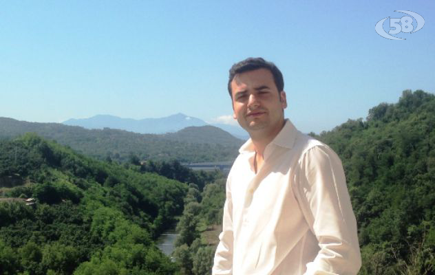 M5S, l’autocandidatura di Sibilia in un video:  “Abbiamo tutte la carte in tavola per governare questo Paese