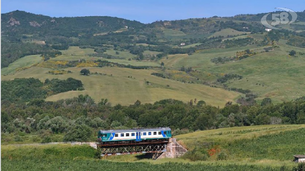 Tratta ferroviaria Benevento – Cancello – Napoli, ancora un rinvio. Lombardi scrive al Ministro dei Trasporti
