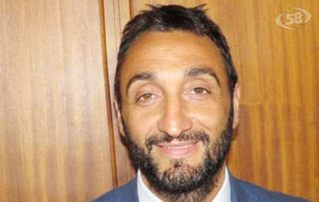 Un post offensivo contro Renzi e sua moglie, Mastella revoca Giorgione