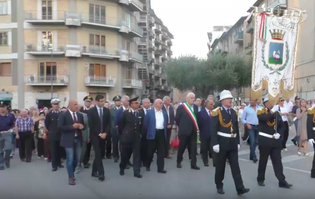 Avellino in processione per la ''sua'' Madonna / VIDEO