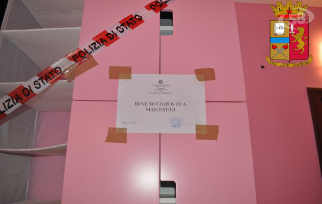 Minaccia e deruba la badante del padre: denunciata una donna