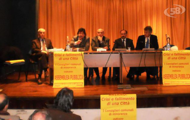 Ariano, l'affondo dell'opposizione: ''La giunta Mainiero ha fallito. Voto subito"