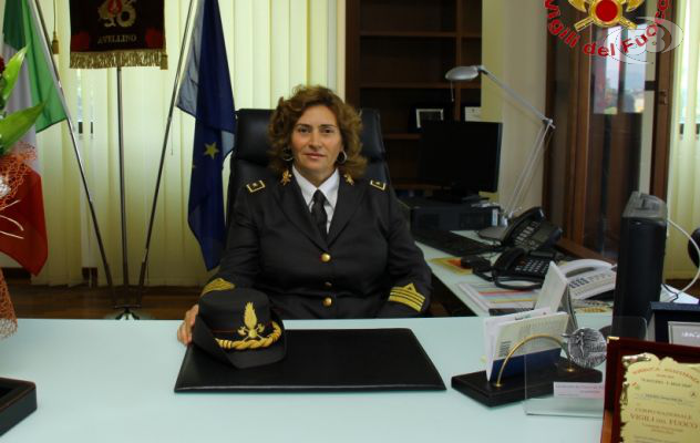 Una donna alla guida dei Vigili del Fuoco: l'insediamento / VIDEO